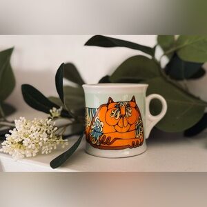 Rare Vintage Ceramic Mug Colorful, Whimsical Retro Lion 🦁 Design 3”x3”